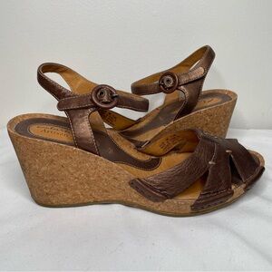 Clarks Artisan Metallic Bronze Leather Cork Wedge Sandals 8